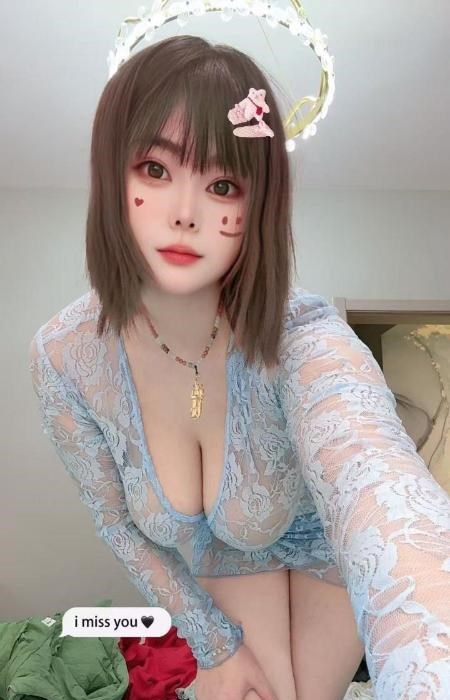 爆乳妹子 图片 3