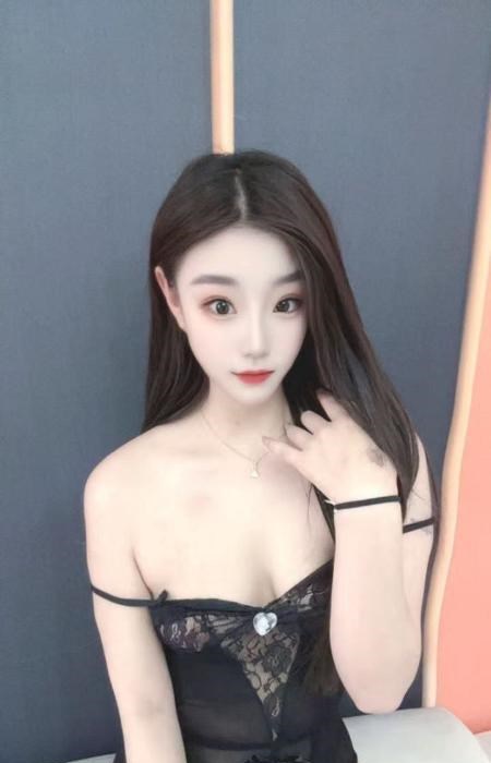 东四环黑丝翘臀倩倩 图片 3
