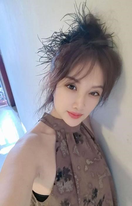龙华性价比熟女 图片 2