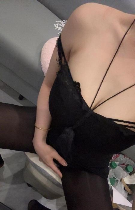 毒龙服务系少妇口活好 图片 2