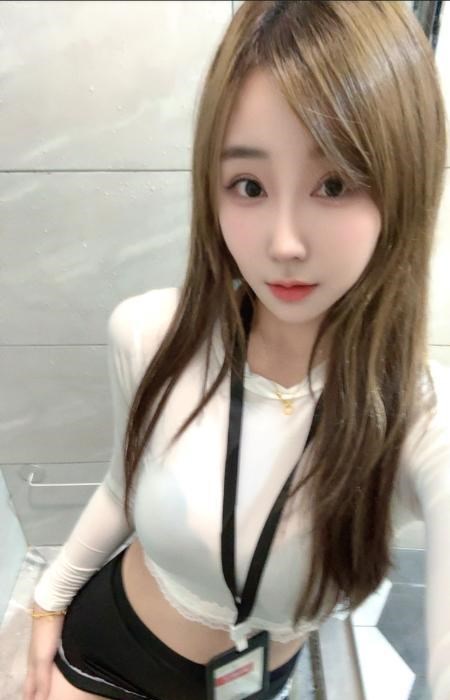 肤白颜值女友糖糖 图片 2