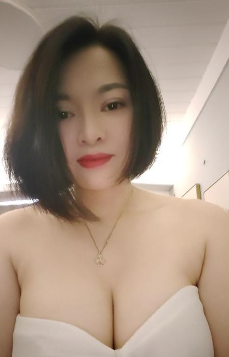 E奶少妇夏沫 图片 2