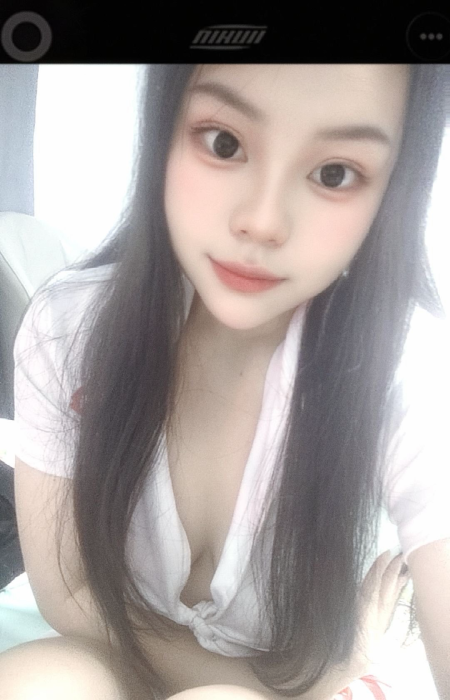 上城嫩妹思思 图片 2