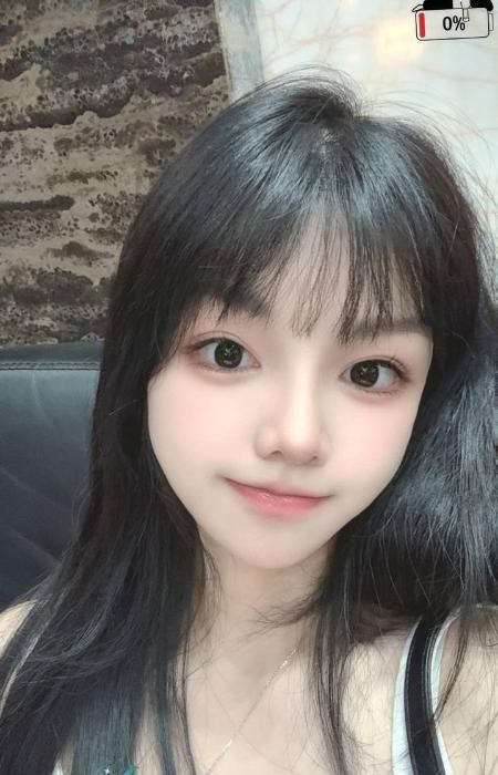 清纯颜值身材好老师 图片 3