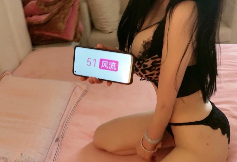 普陀肤白锻炼小姐姐 图片 2