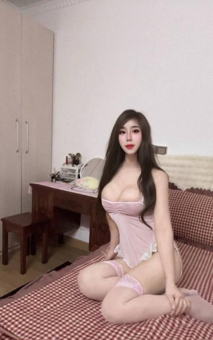 天河翘臀大白奶老师 图片 3