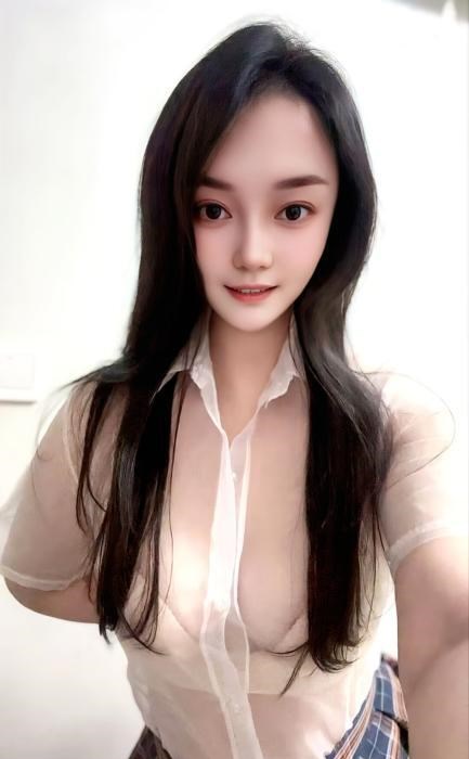 巨乳情欲骚妇盼盼 图片 2