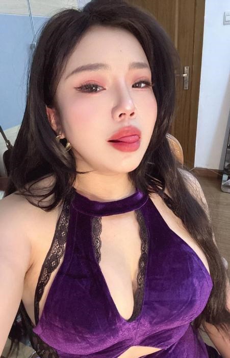 丰满巨乳大白兔 图片 2