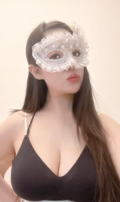 丰乳肥臀的南方姑娘 图片 2