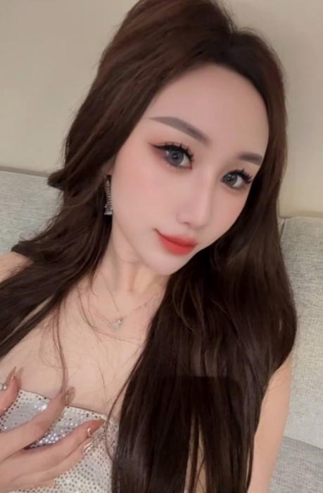 普陀童颜巨乳大美 图片 4