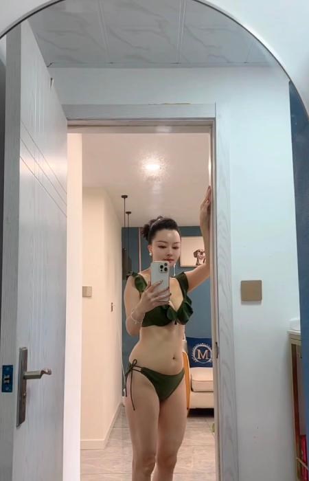 常熟气质绝佳瑜伽少妇 图片 3