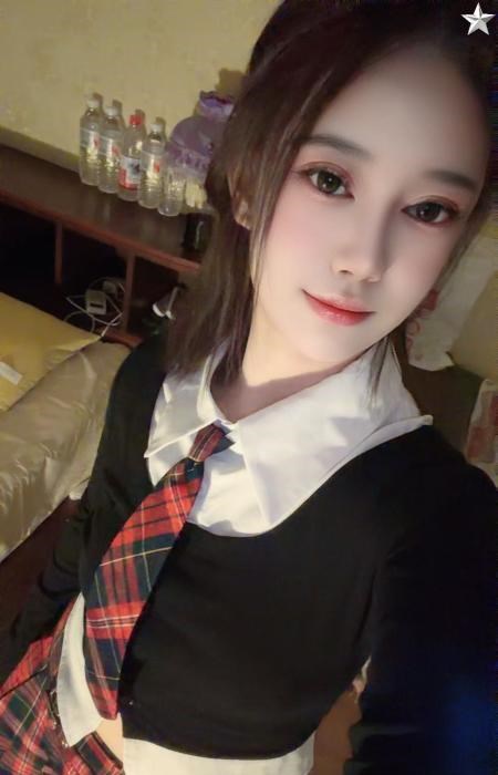 蜀山制服靓妹 图片 3