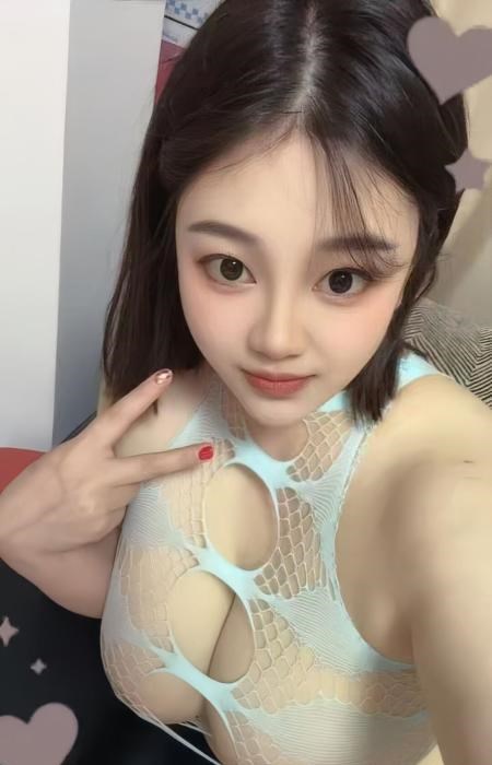 拱墅丰满巨臀娜美 图片 4