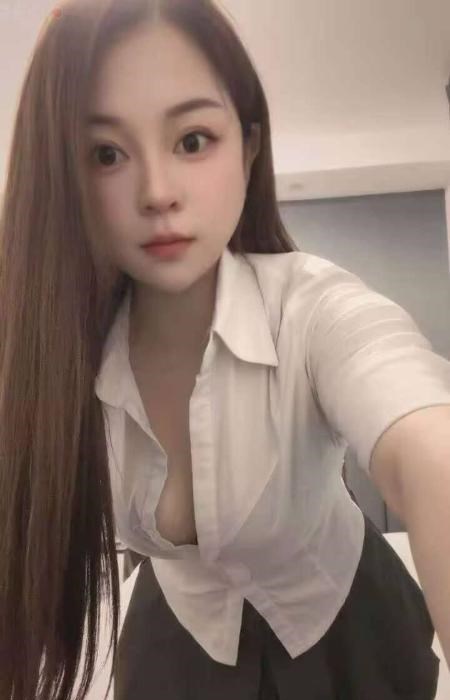 大奶毒龙丹妮 图片 3