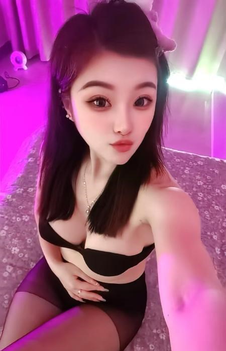 津南区大胸御姐 图片 2
