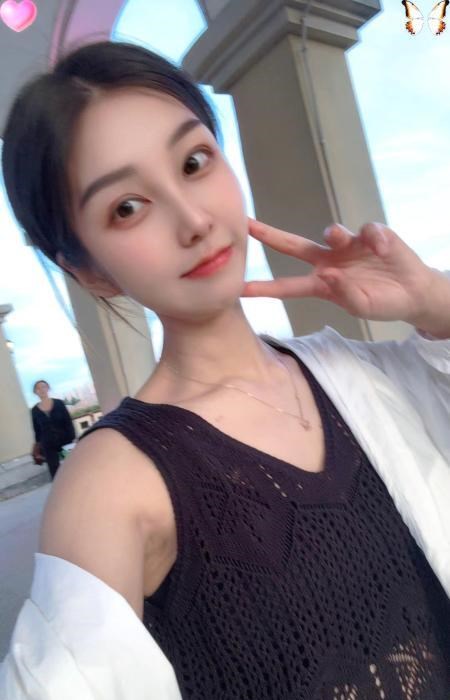 小个子窈窕女 图片 2