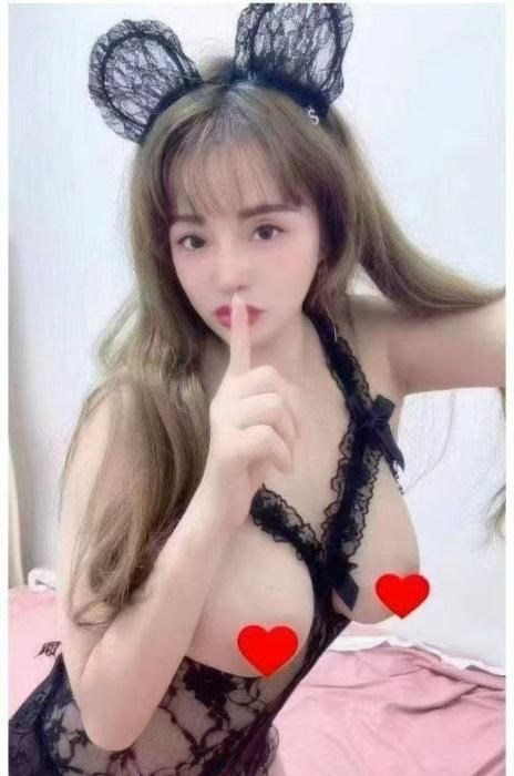 莞式E奶杨洋 图片 2
