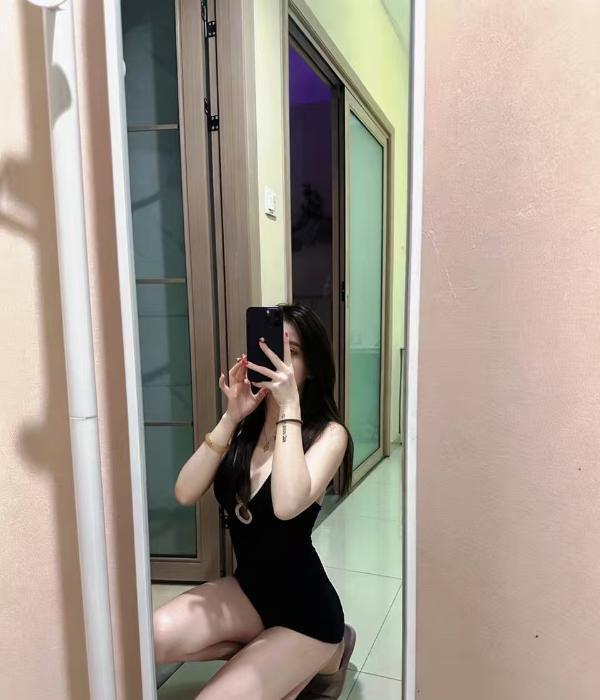 罗湖前凸后翘妹子 图片 4